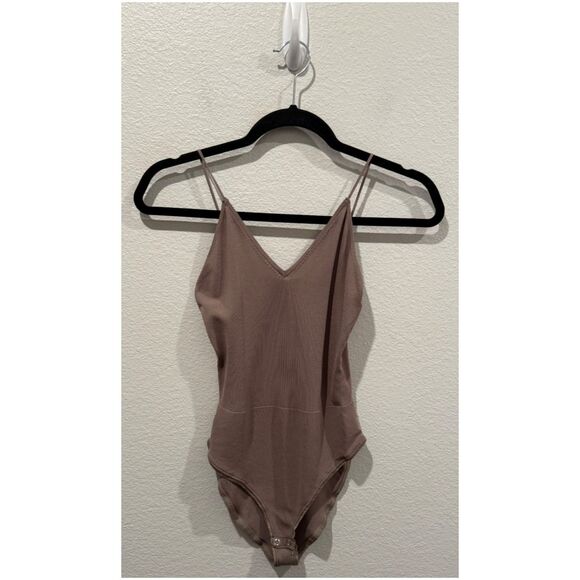 ZARA Brown V-Neck Spaghetti Straps Bodysuit - Picture 1 of 3